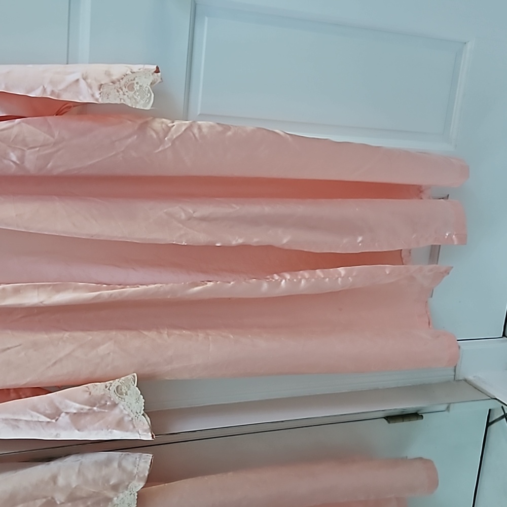 Vintage Victoria Secret Robe - Picture 3 of 8